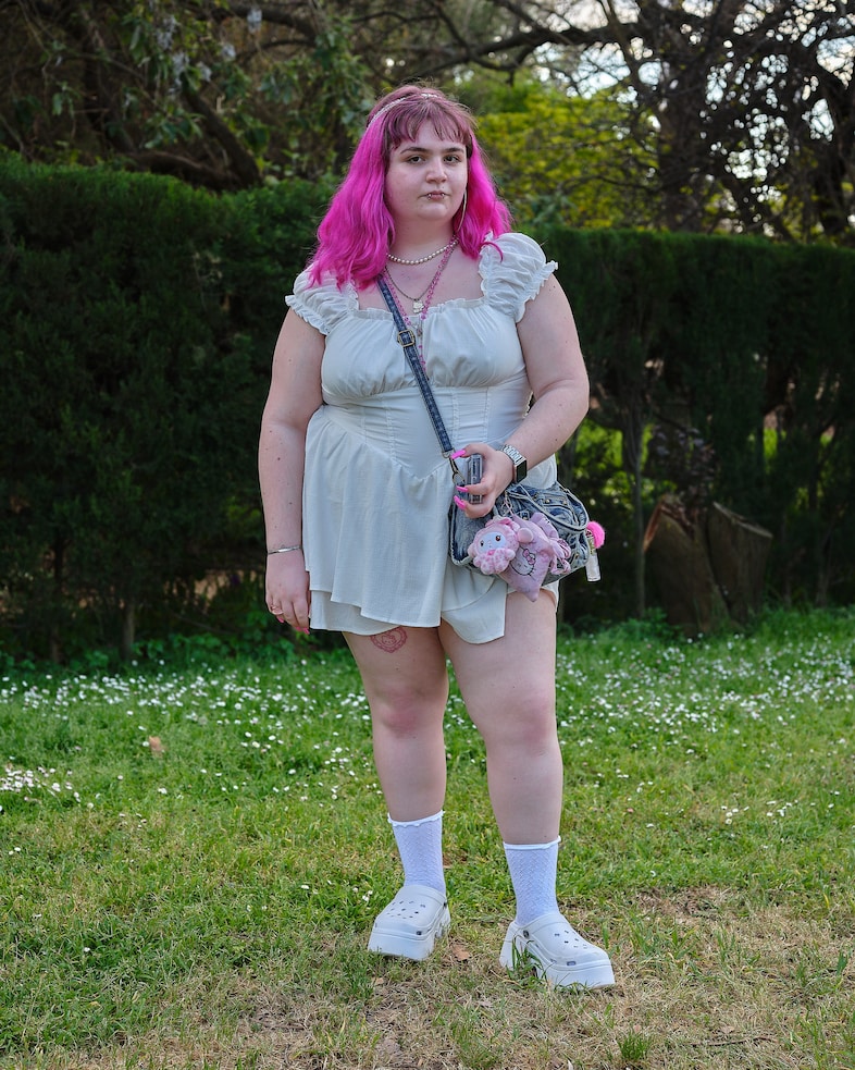 Rosalía Lux Tour Barcelona street style 9