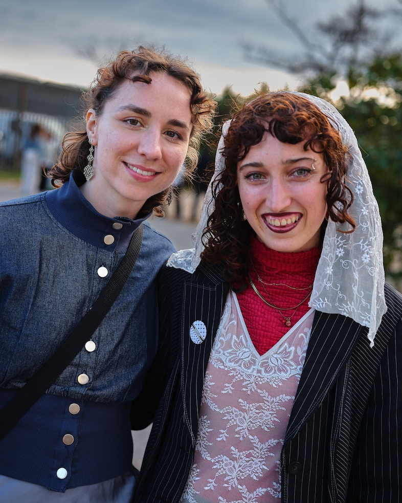 Rosalía Lux Tour Barcelona street style 13