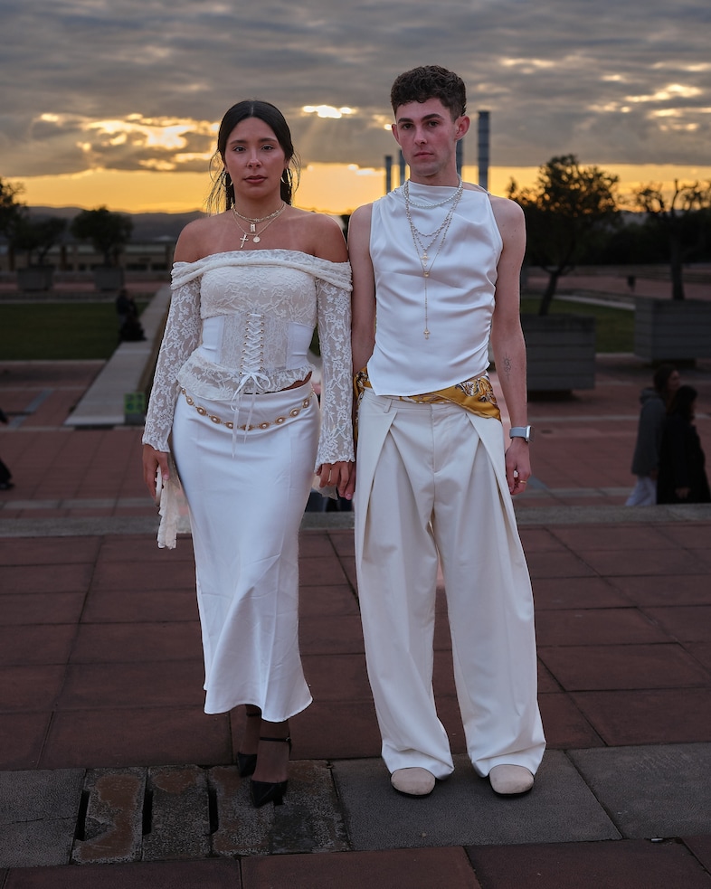 Rosalía Lux Tour Barcelona street style 16