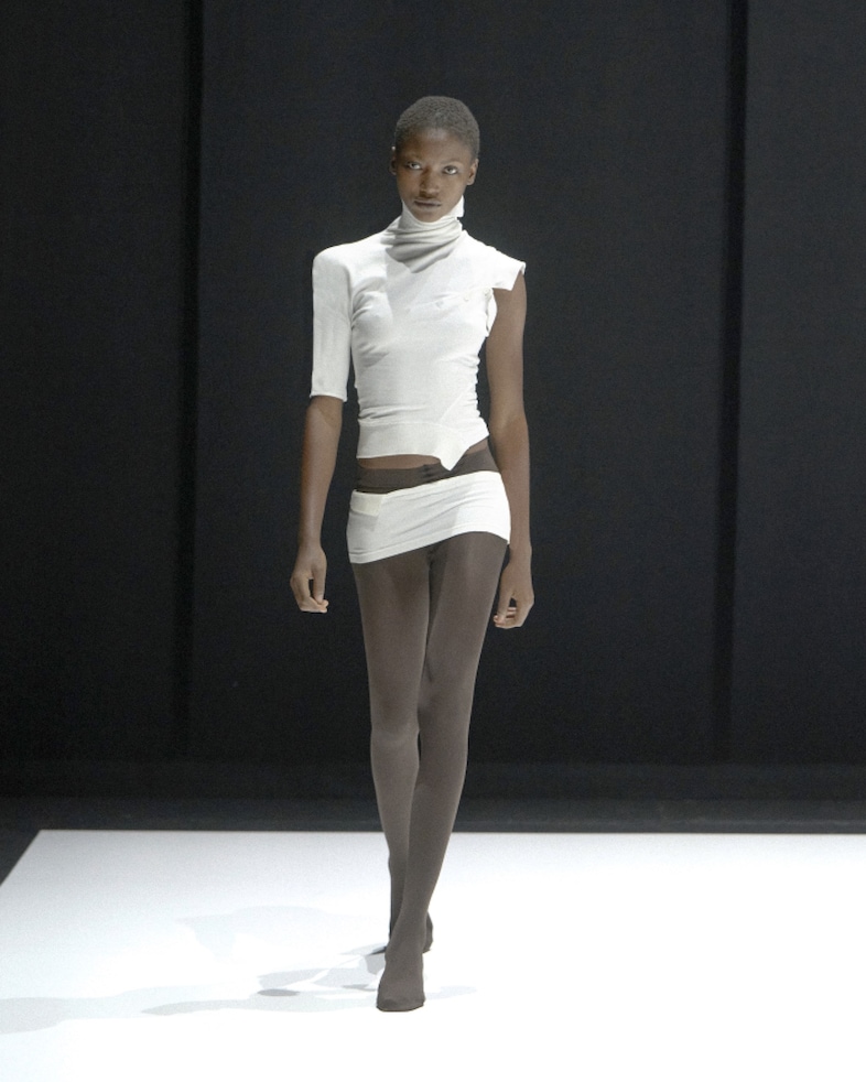 Uniform AW26 Betsy Johnson 3