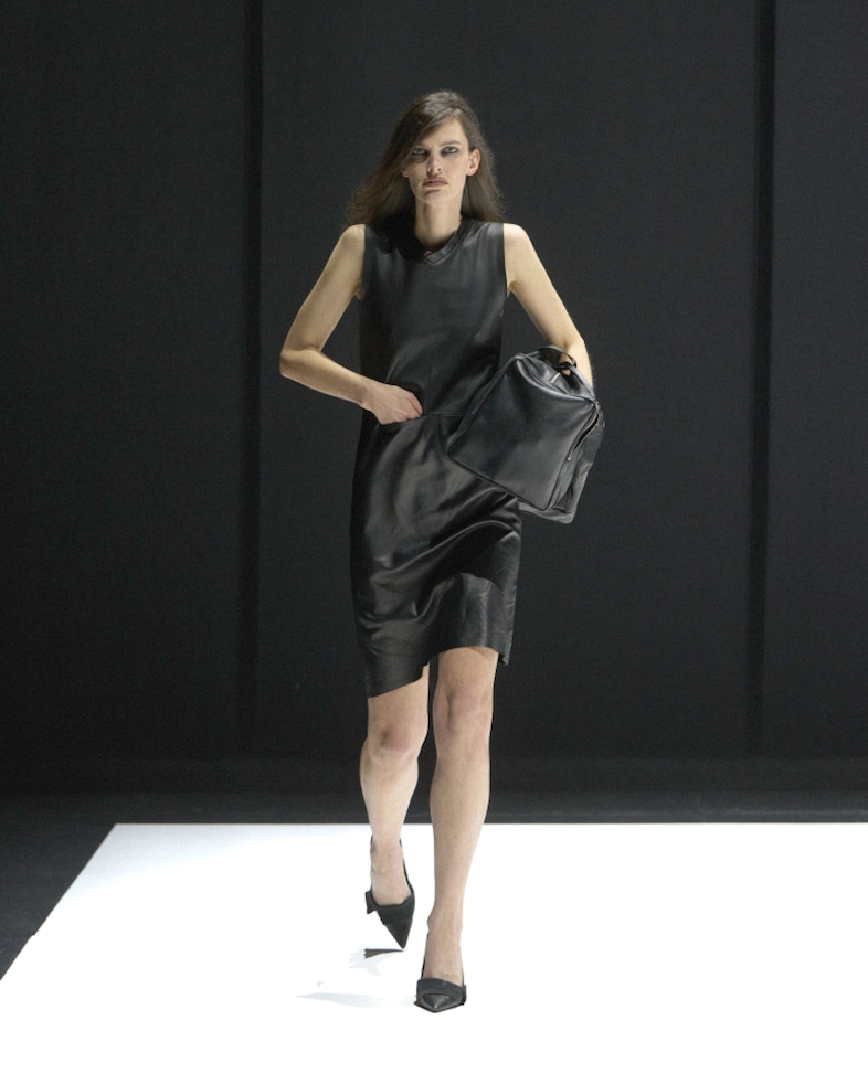 Uniform AW26 Betsy Johnson 5
