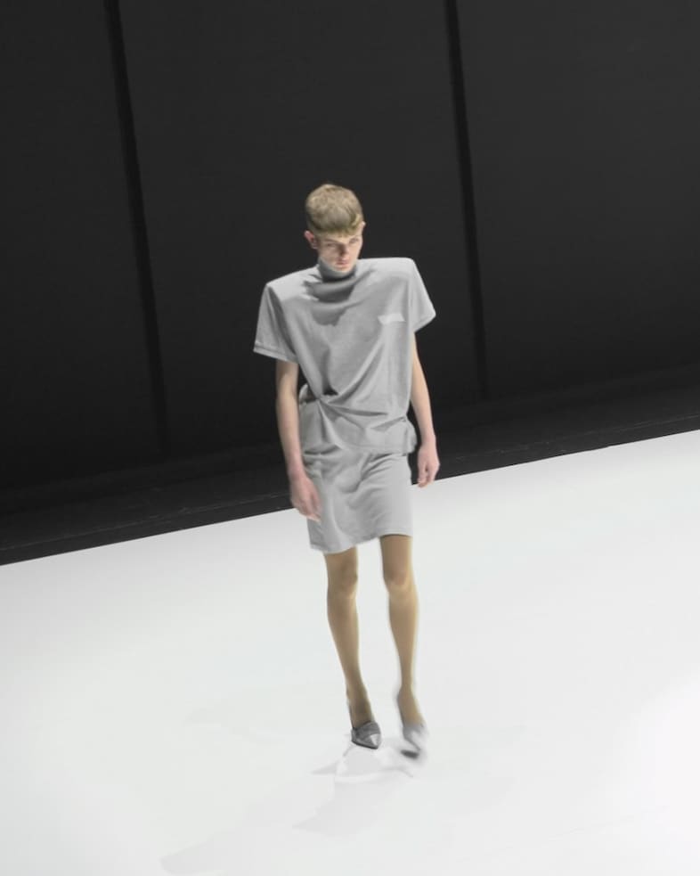 Uniform AW26 Betsy Johnson 7