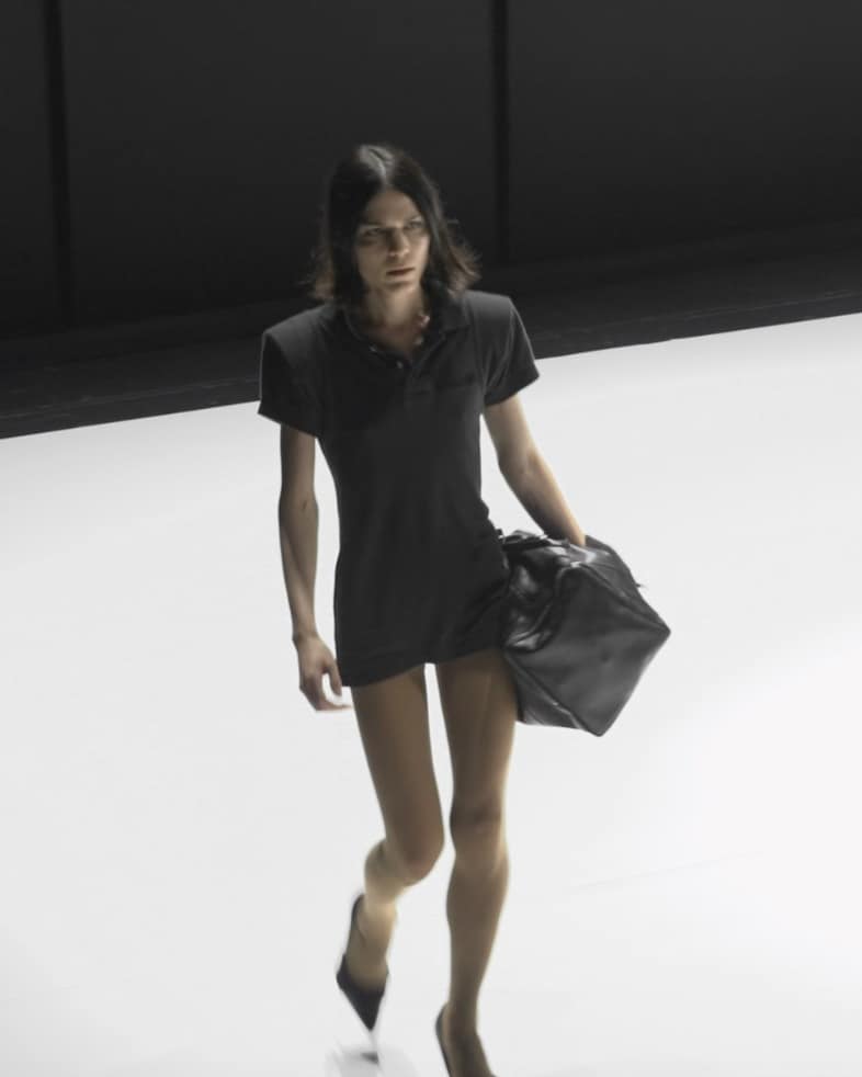 Uniform AW26 Betsy Johnson 9
