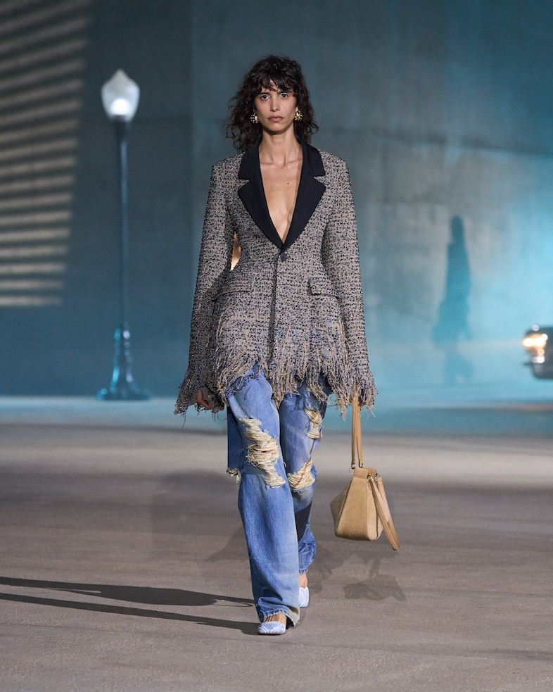 DIOR_W_RTW_CRUISE27_FRONT_LOOK_04_4x5 0