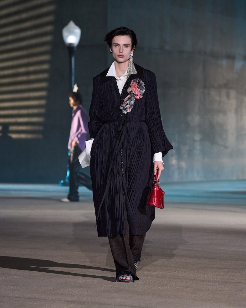 DIOR_W_RTW_CRUISE27_FRONT_LOOK_28_4x5 10