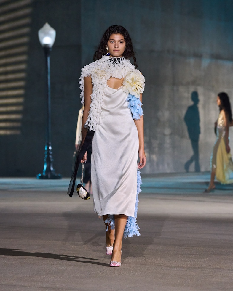 DIOR_W_RTW_CRUISE27_FRONT_LOOK_33_4x5 11