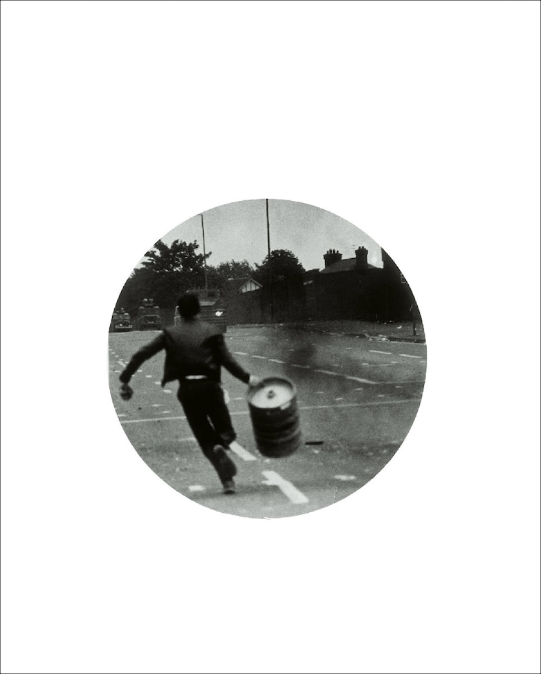 Adam Broomberg &amp; Oliver Chanarin, Untitled (Boy ru 4