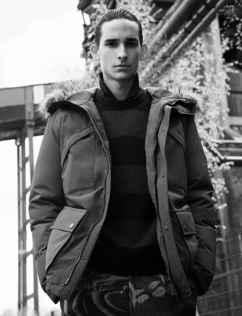 VICTOR wears jacket HENRI LLOYD; polo shirt by FRE 0