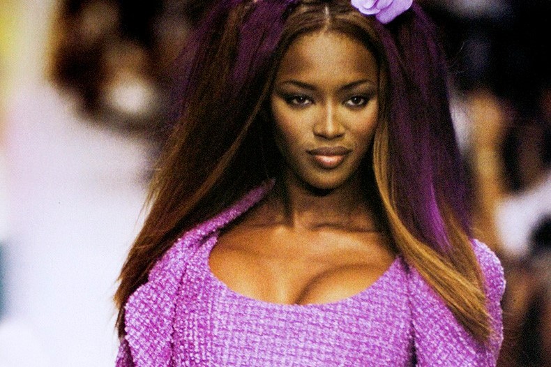 The most high-voltage fashion shows of the 1990s