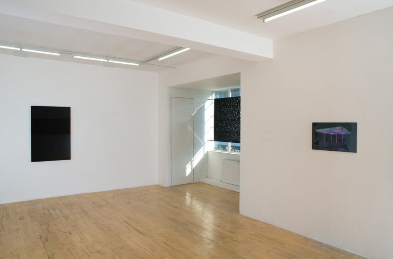 Off-Season-Instalation-view_1 6