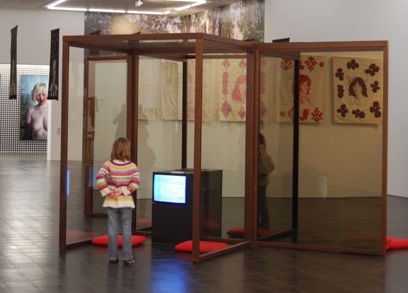 Three Linked Cubes_Dan Graham 3 7