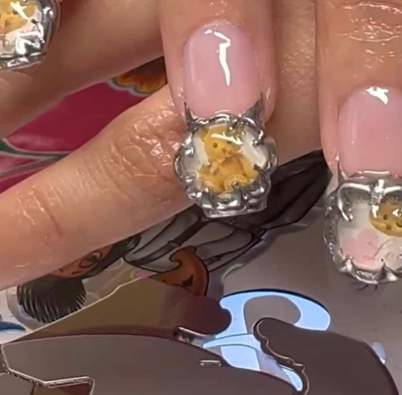Lesly Arra&#241;aga nail artist Leslydidthem 5