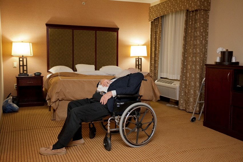 14DEB2011005G1127-9402 9