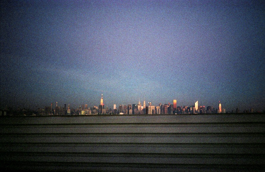 manhattan_skyline_from_queens 8