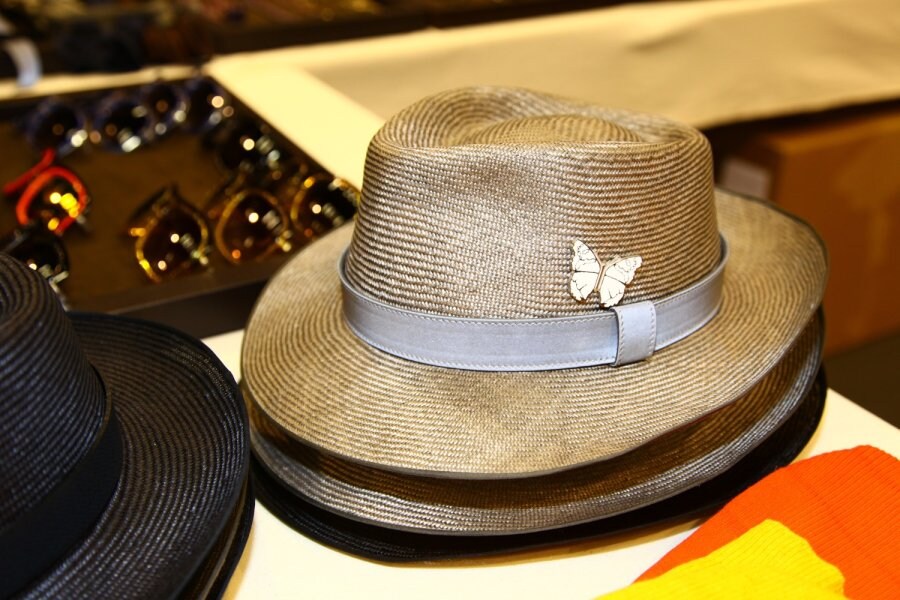Image 0