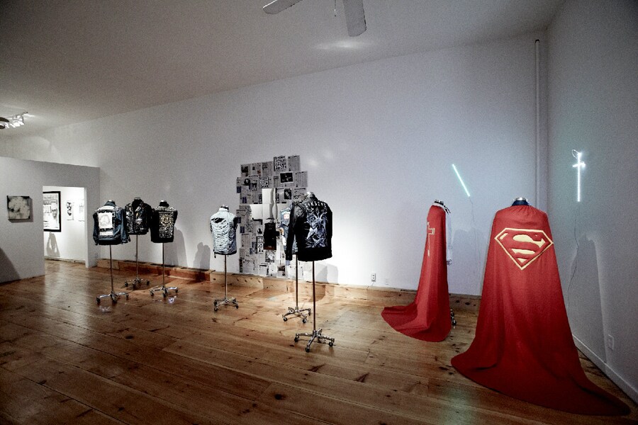 Exhibition, photography Alex di Suvero 16