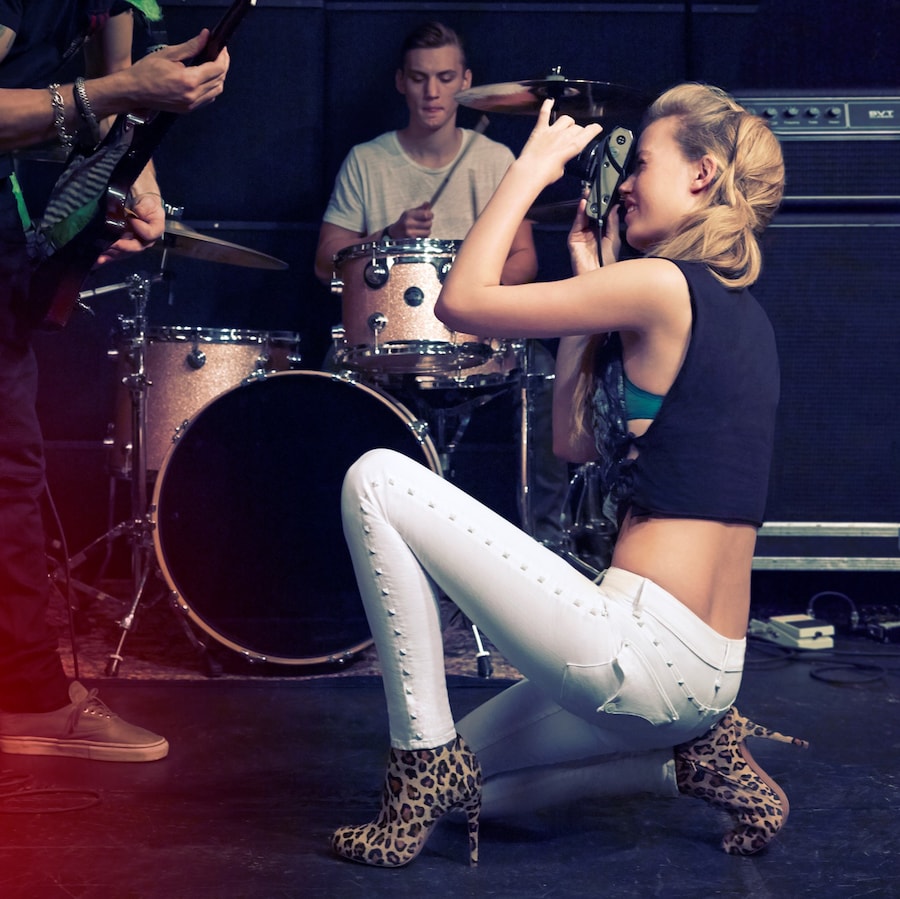 DM_HudsonJeans_Day2_AbbeyRoad_LeftPage_MedForm-517 0