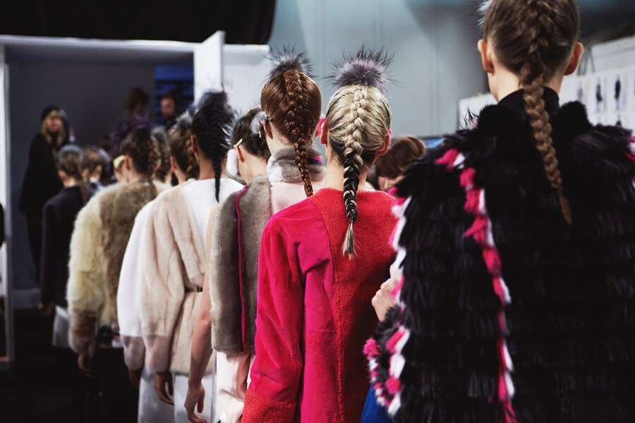 130221_FENDI-BACKSTAGE_0554 11