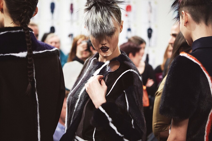 130221_FENDI-BACKSTAGE_0870 23
