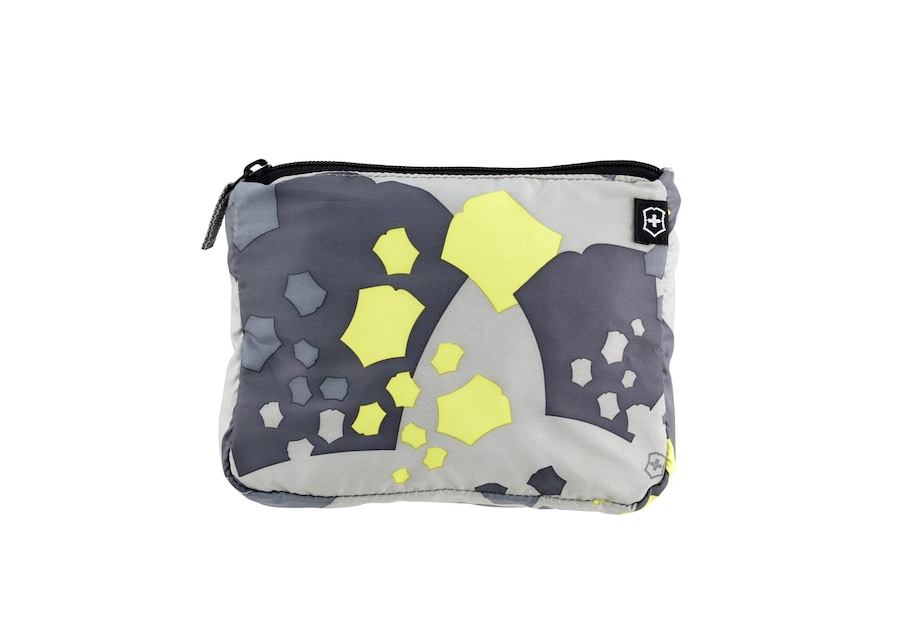 BAGS POUCH_0003_CUTOUT 2