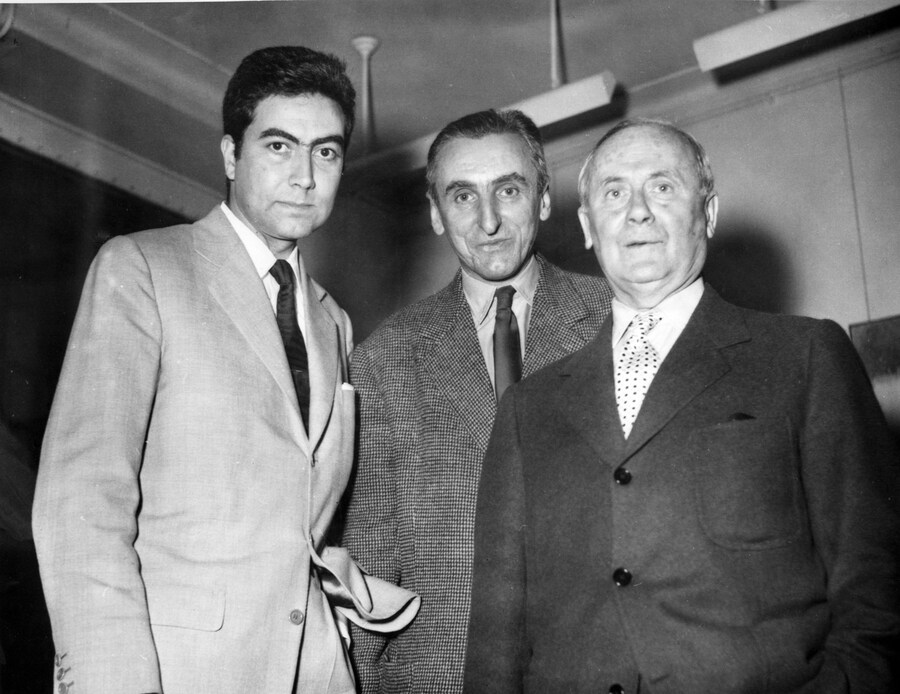 21_7.19_1957_attapiemiro_bn 0