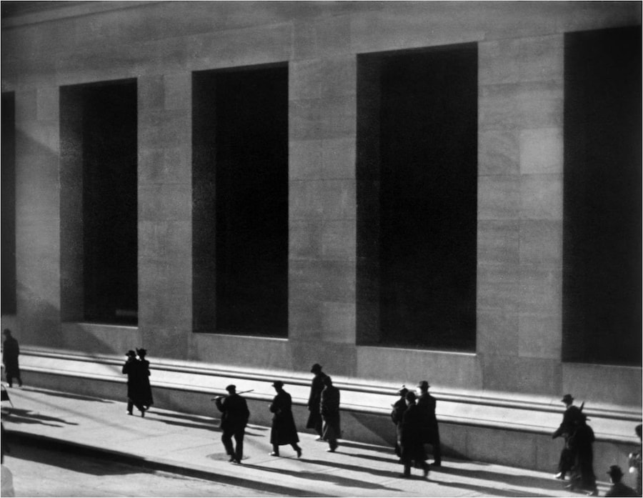 Paul Strand - Wall Street 1915 4