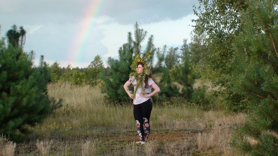 2_Agnieszka Brzezanska_Movements of Plants_2013_Co 1