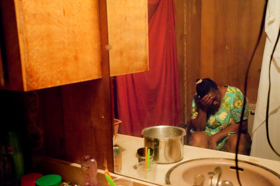 23DEB2010002G0217-4811 14