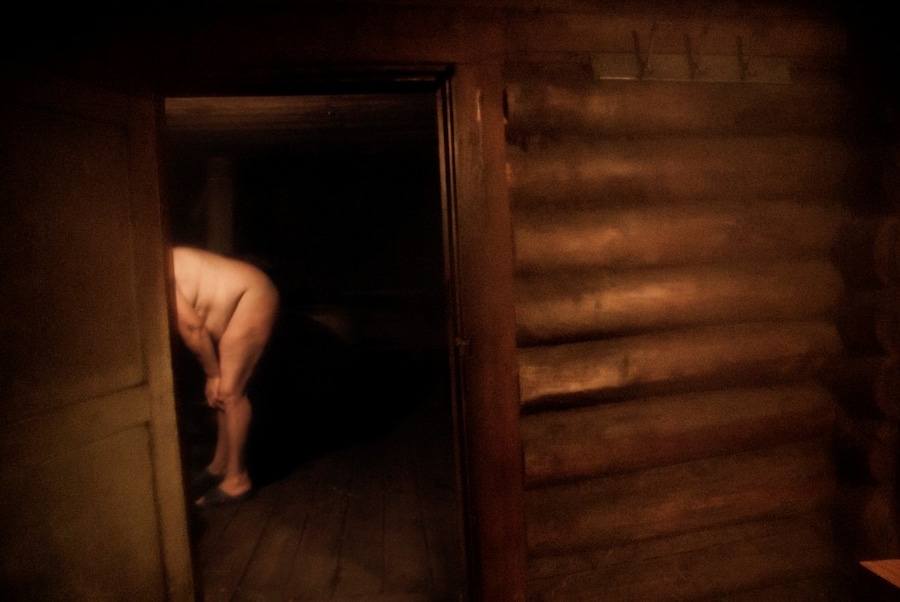 25DEB2009002G0119-8550(2) 16