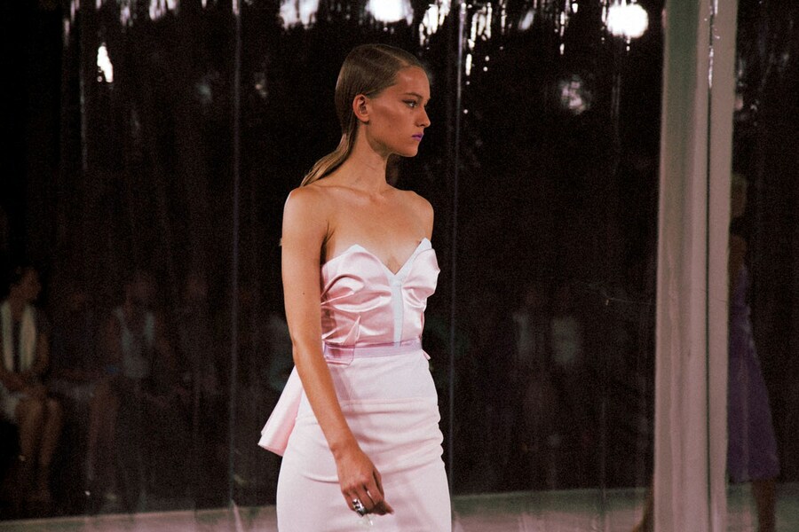 PRABALGURUNGss14_33 16