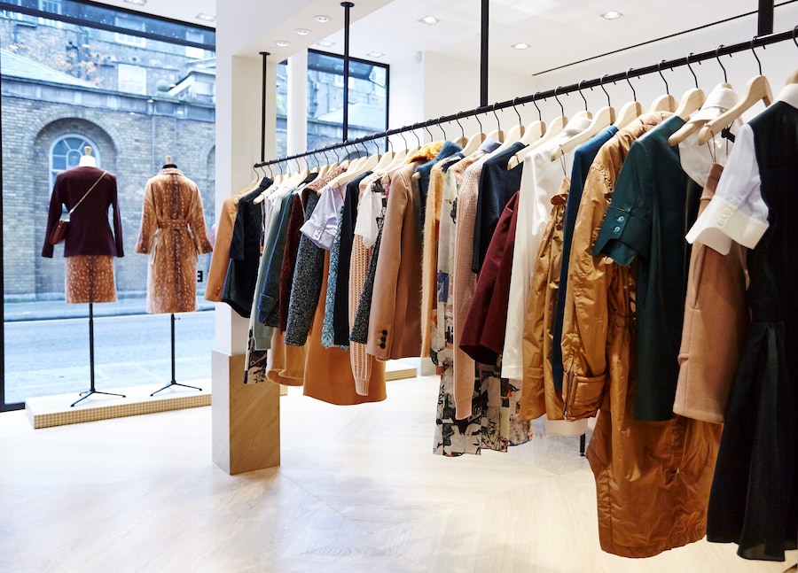 Carven 3