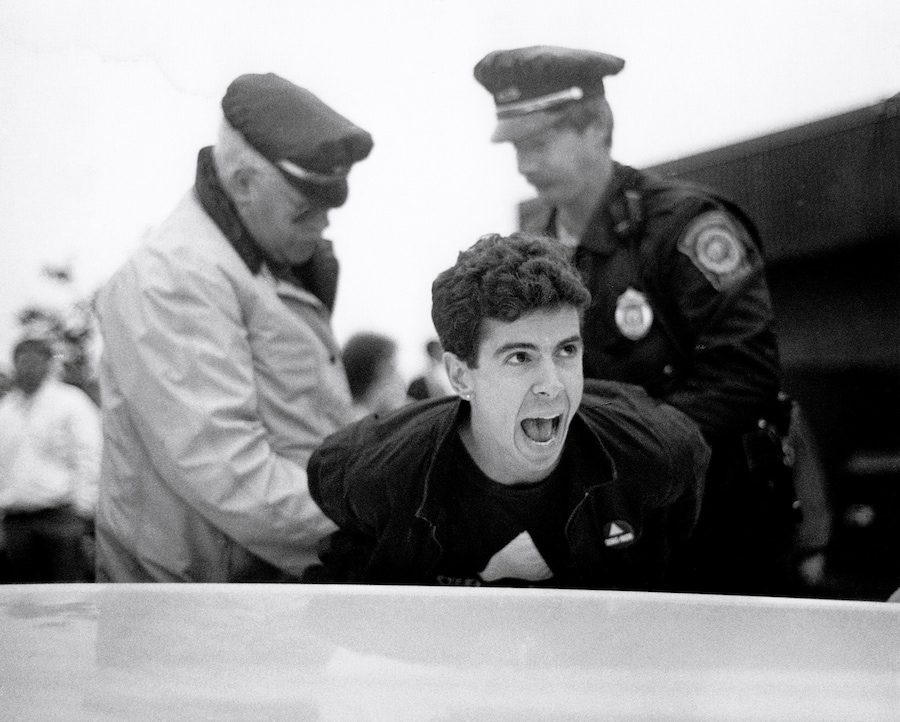 Peter Staley, ACT UP arrest - HiRes 5