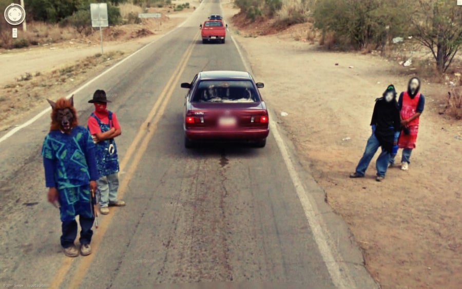 Google-Maps-masked-roadside 6