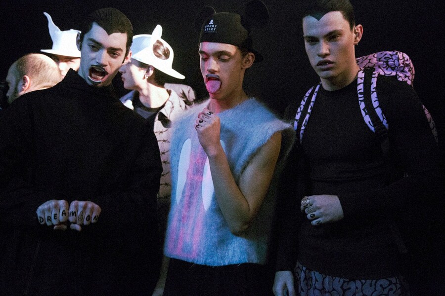 MAN_AW14_BOBBYABLEY_LEACOLOMBO_1 0