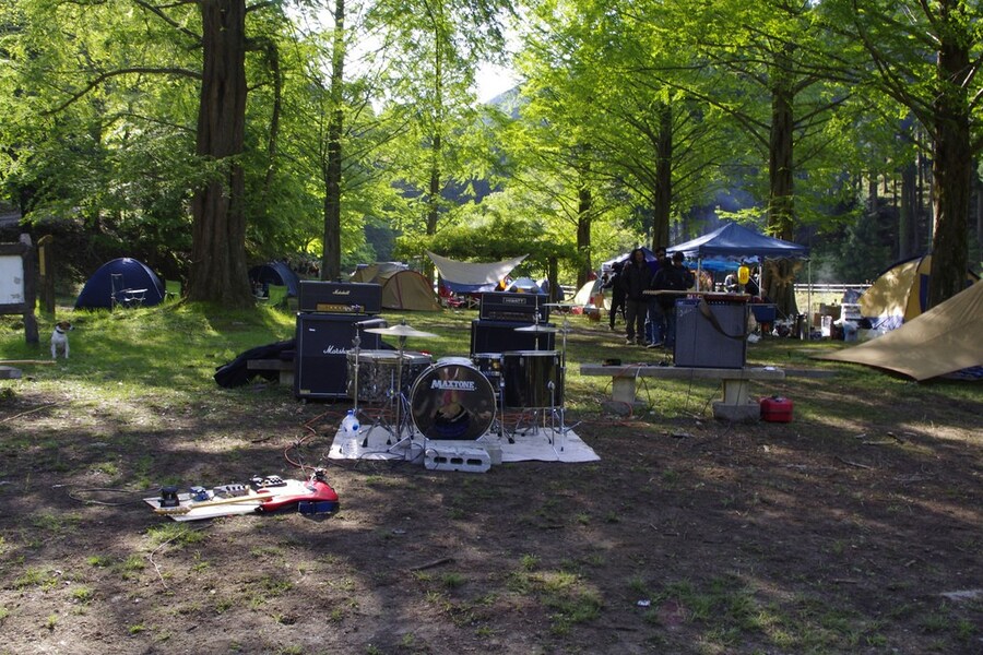 Inside Japan&#39;s wild psych raves 4