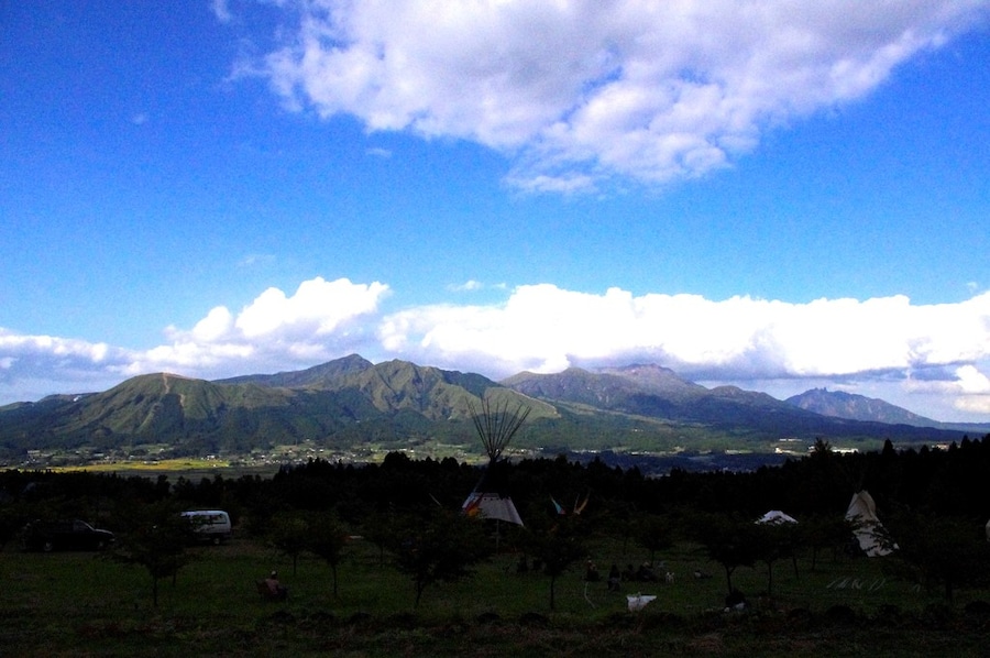 Inside Japan&#39;s wild psych raves 8