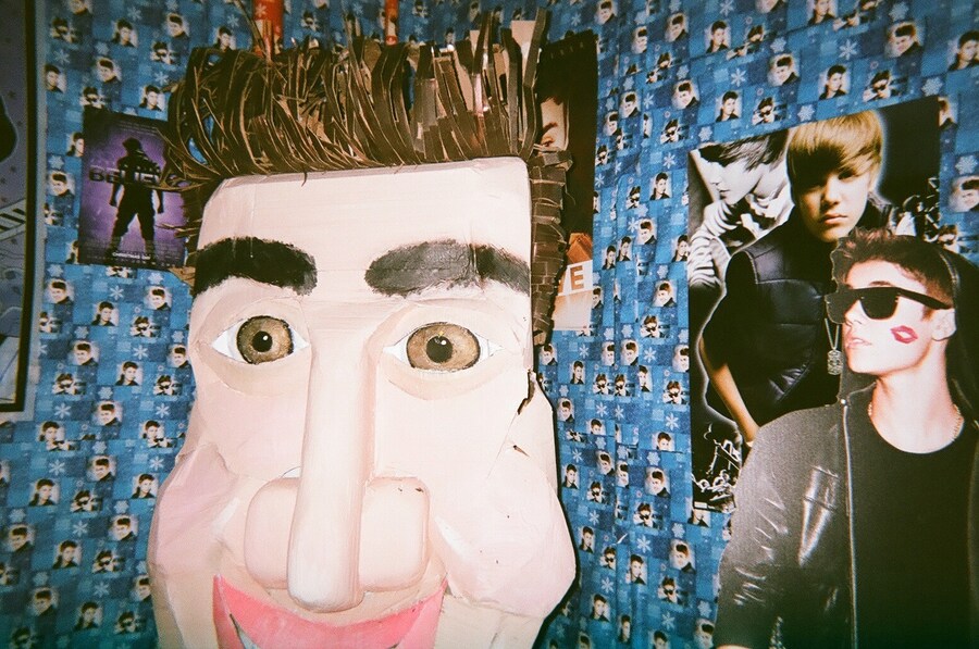 Limited Too Justin Bieber Shrine 0