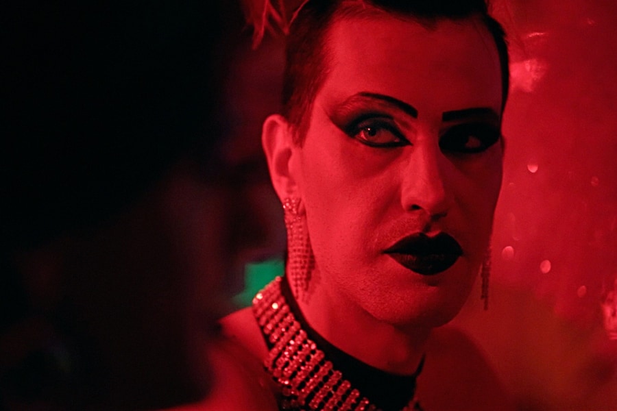 Istanbul&#39;s Transgender Queens 13
