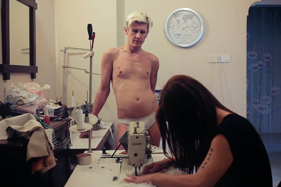 Istanbul&#39;s Transgender Queens 14