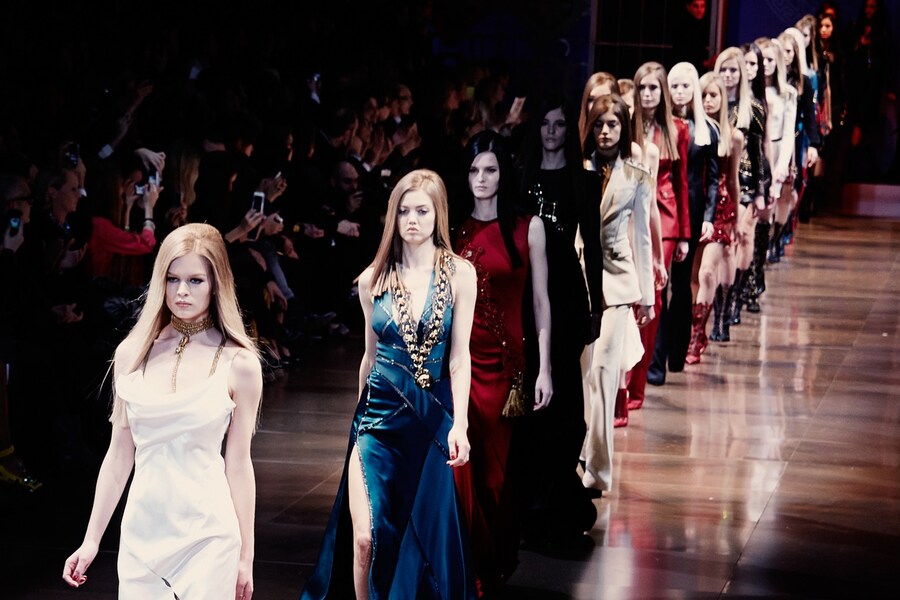 VERSACE_AW14_PAOLOMUSA 23