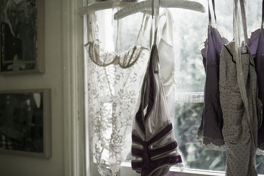 Visual Diaries/Girls 6