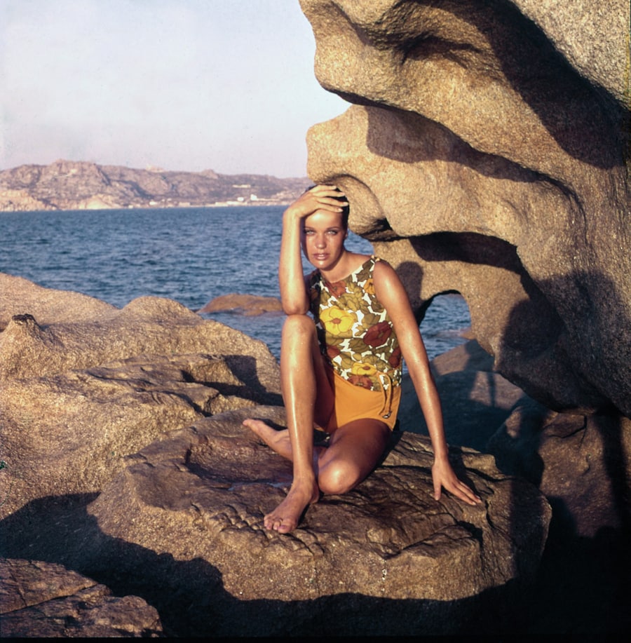 2. Johnny Moncada_Veruschka_Sardinia_1964 7