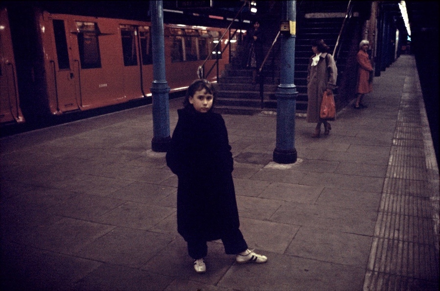 Tube little girl on platform new adjA-1 19