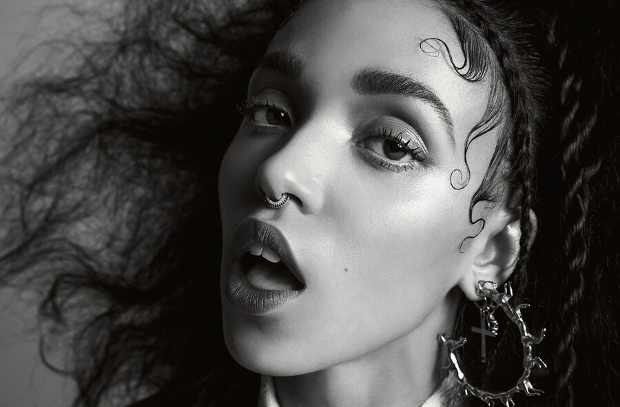 FKA twigs 6