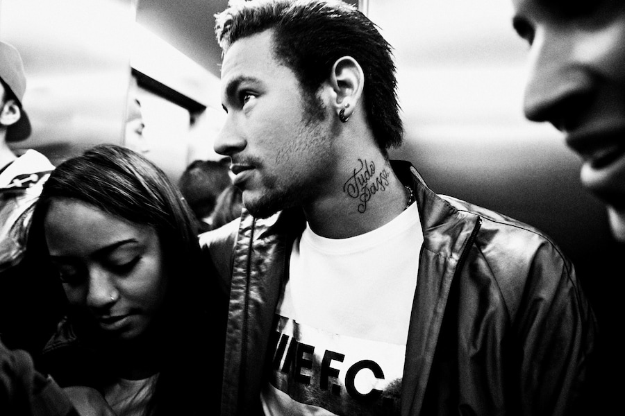 Su14_NSW_NikeFC_Neymar_L_006 4