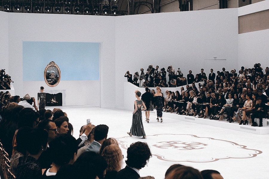 Chanel Haute Couture AW14 Susie Bubble Karl Lagerfeld 10