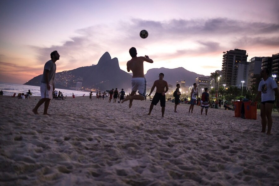 beach football vinicius 4