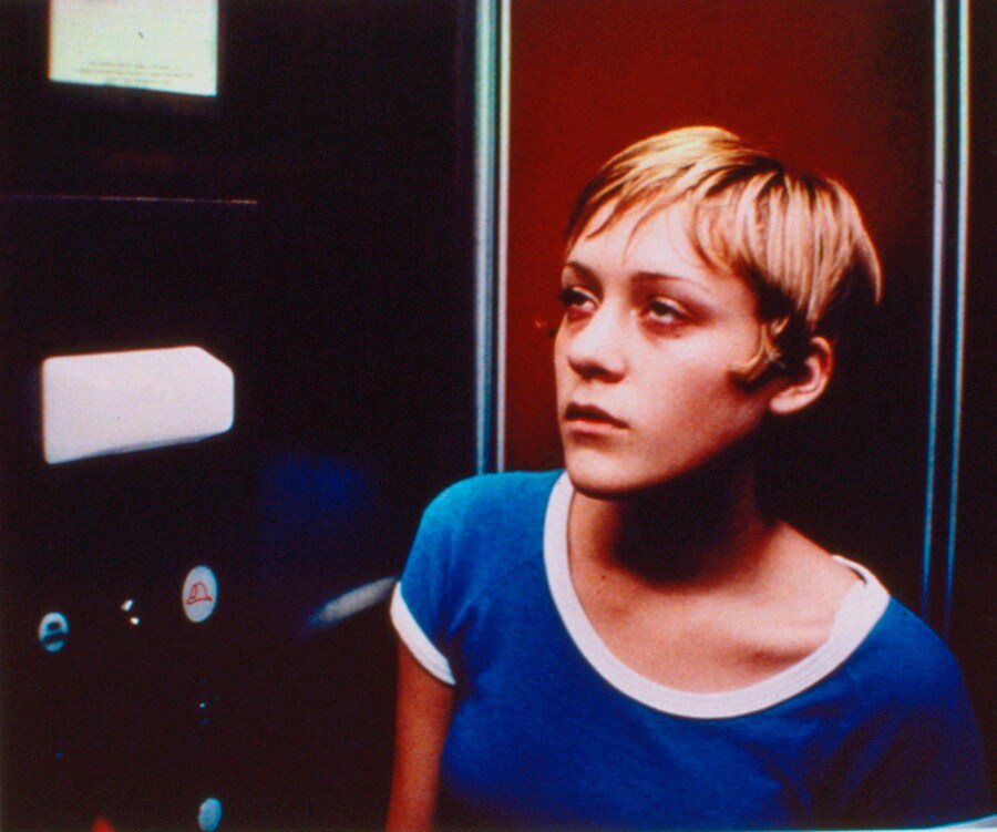 LC_chloeinelevator_Print 1