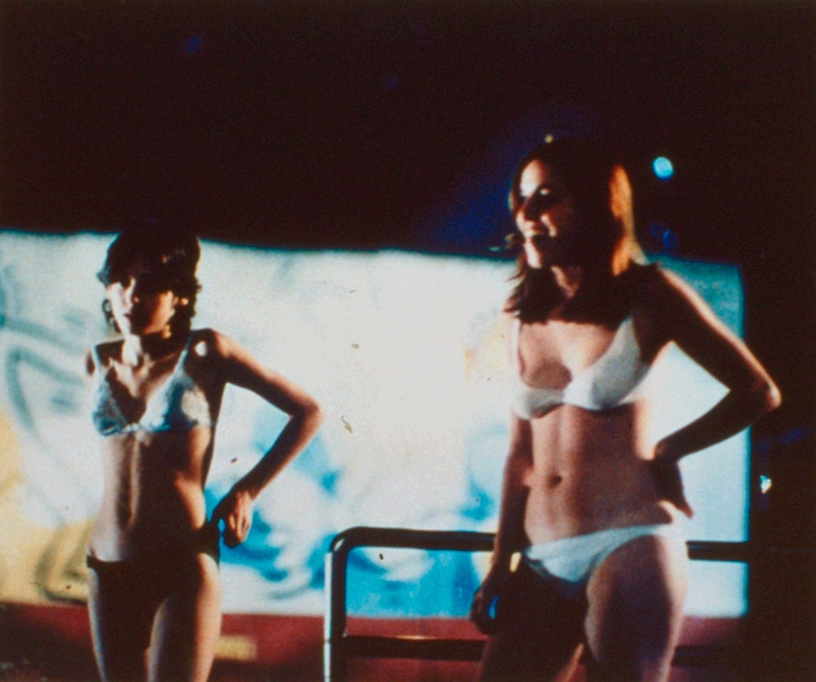 LC_girlsatpool_Print 13