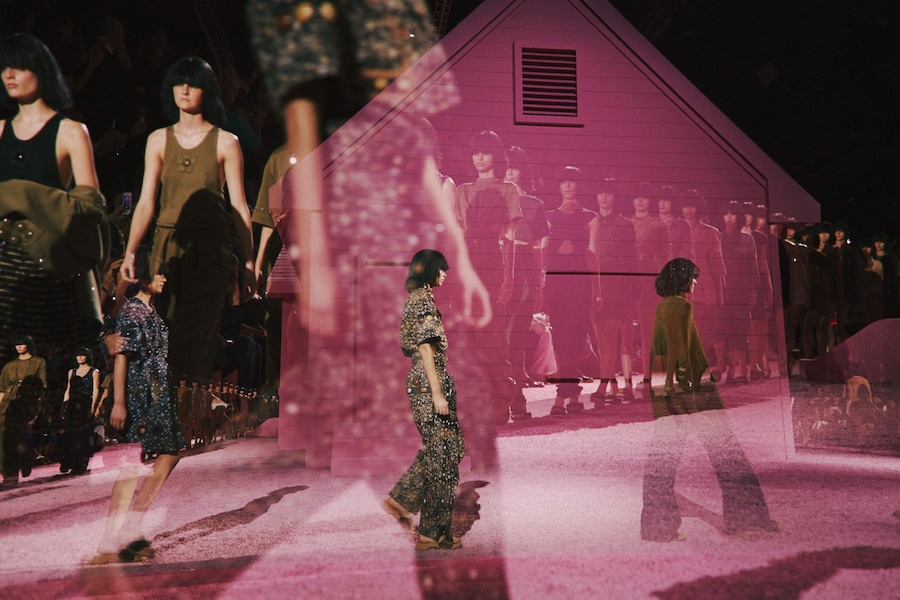 Marc Jacobs SS15 Dazed Lea Colombo 5